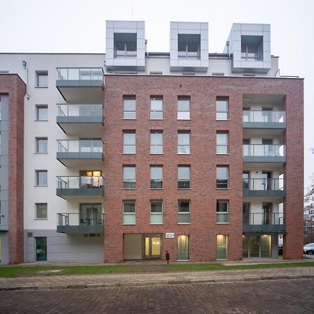 Maya'S Flats & Resorts 49 - Spacious 3 Rooms Apartment In Szafarnia グダニスク エクステリア 写真