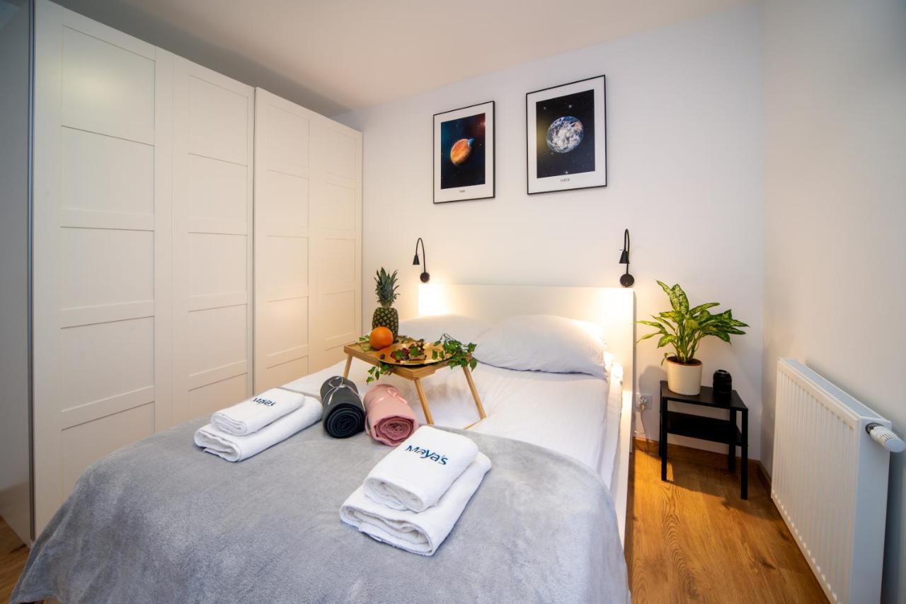 Maya'S Flats & Resorts 49 - Spacious 3 Rooms Apartment In Szafarnia グダニスク エクステリア 写真