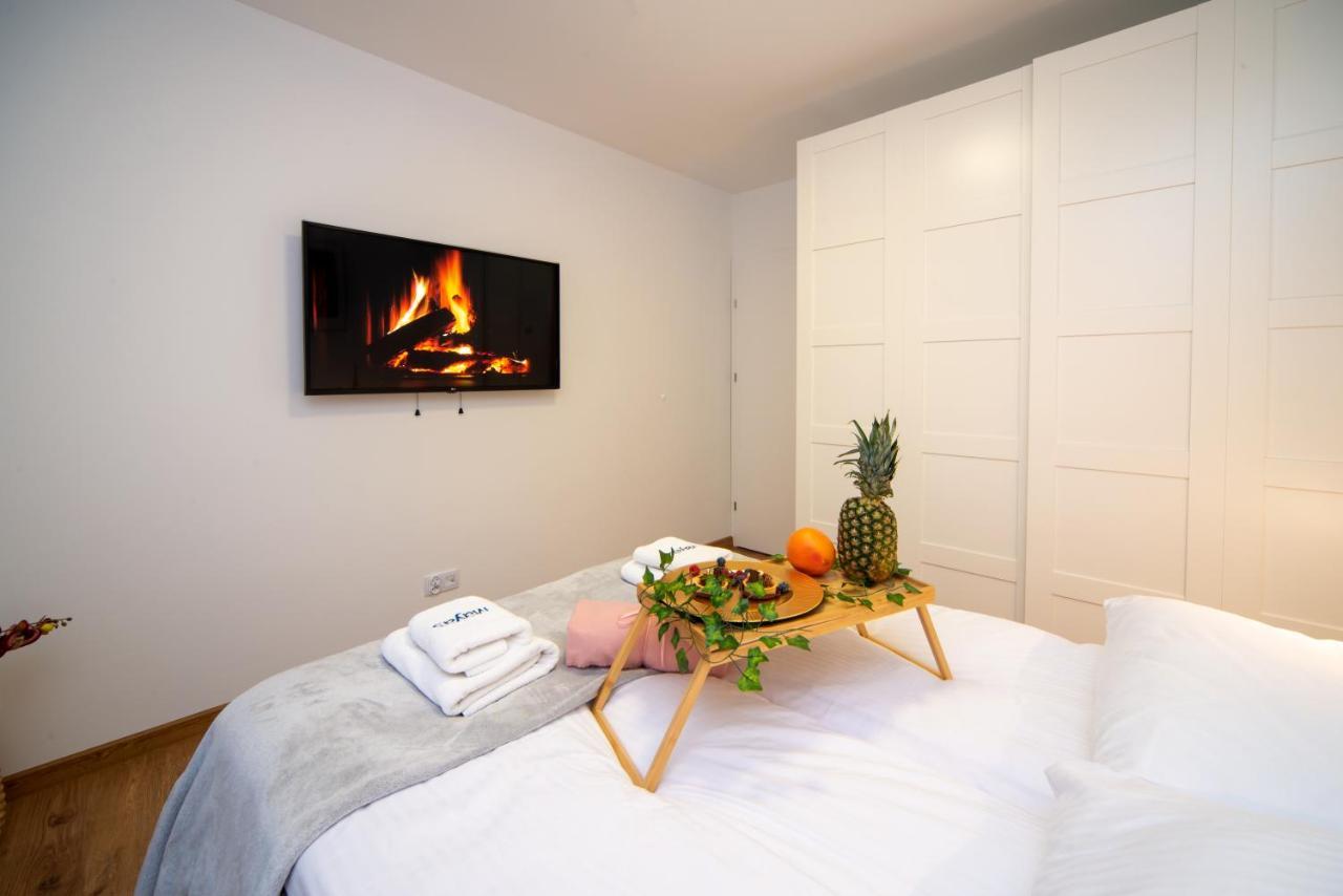 Maya'S Flats & Resorts 49 - Spacious 3 Rooms Apartment In Szafarnia グダニスク エクステリア 写真